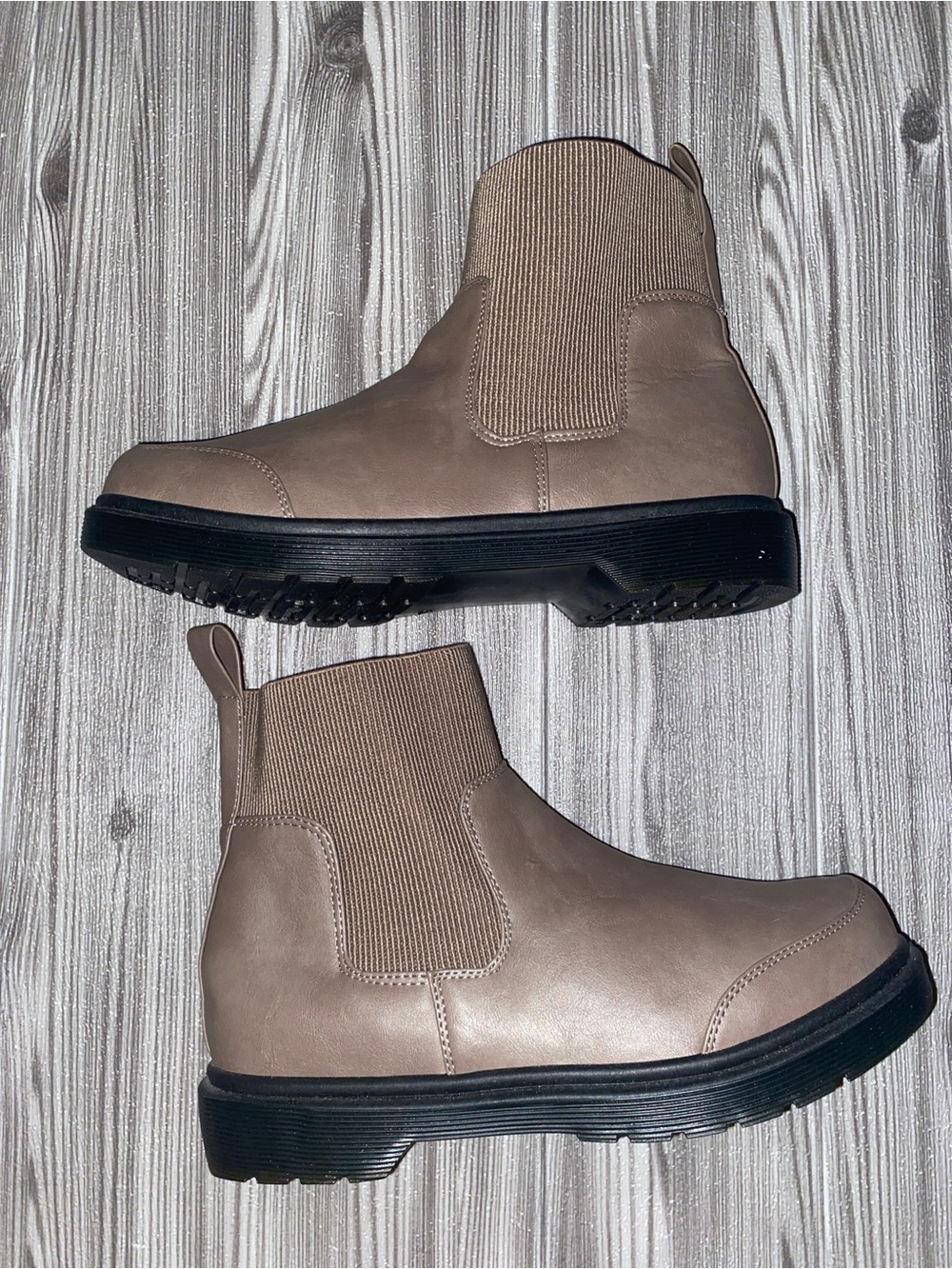 Mudd Taupe Chelsea Lug Ankle Boots - Picture 2 of 5